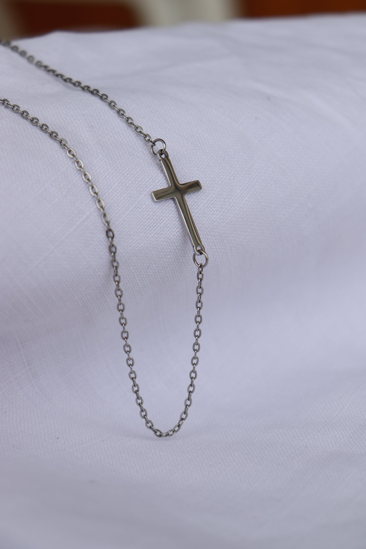 Collana Croce Asimmetrica