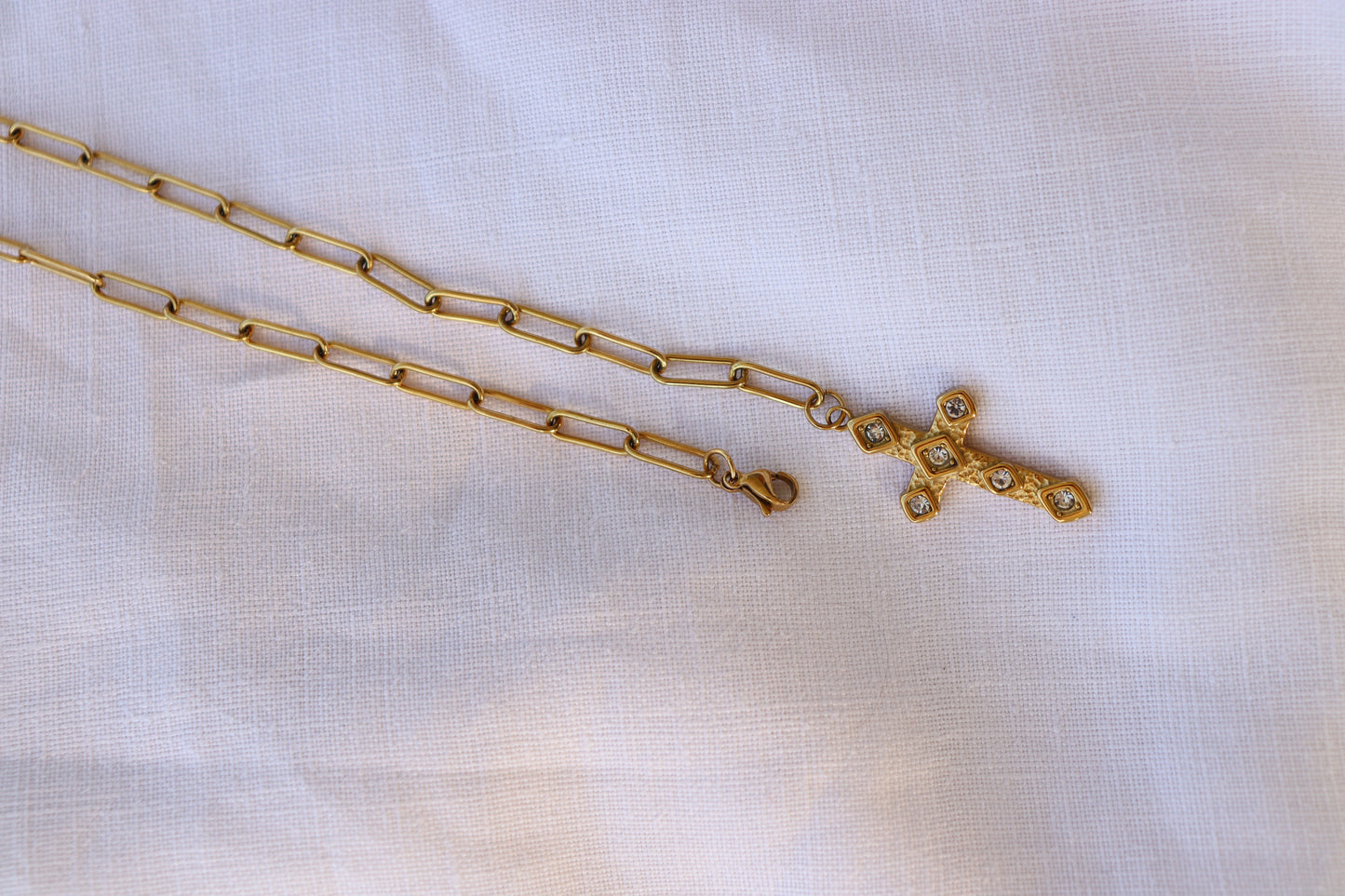 Collana Croce Zirconi